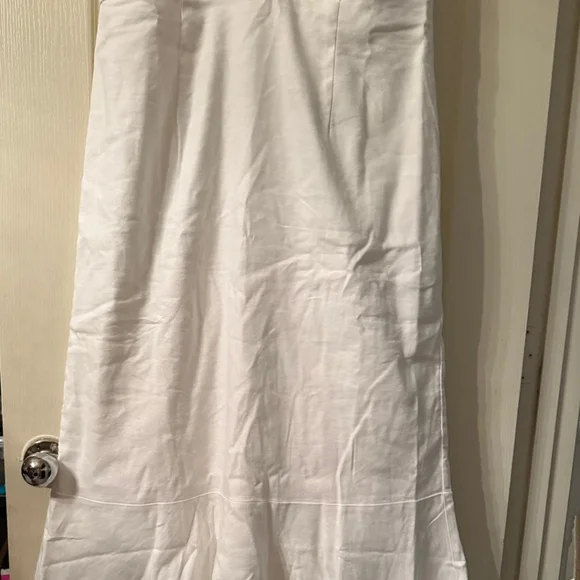 Ann Taylor White Backless Dress - Picture 5 of 6